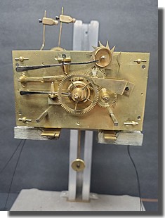 Progeš - surrerwerk čelní pohled na stroj