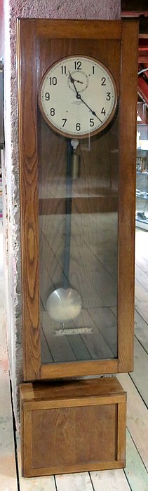 Ciferník hlavních hodin RADO